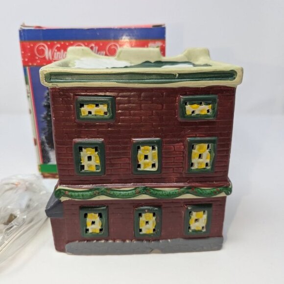 NEW VTG 1995 Winter Valley Villages Dollar General Store Porcelain Lighted House - Picture 3 of 15